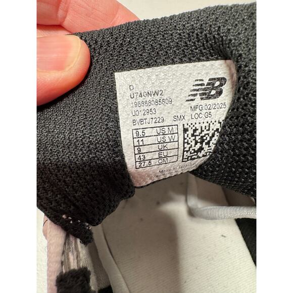 New Balance 740 Black Grey U740BM2 Unisex Sneakers Men’s 9.5 / Women’s 11 NIB - Picture 8 of 10